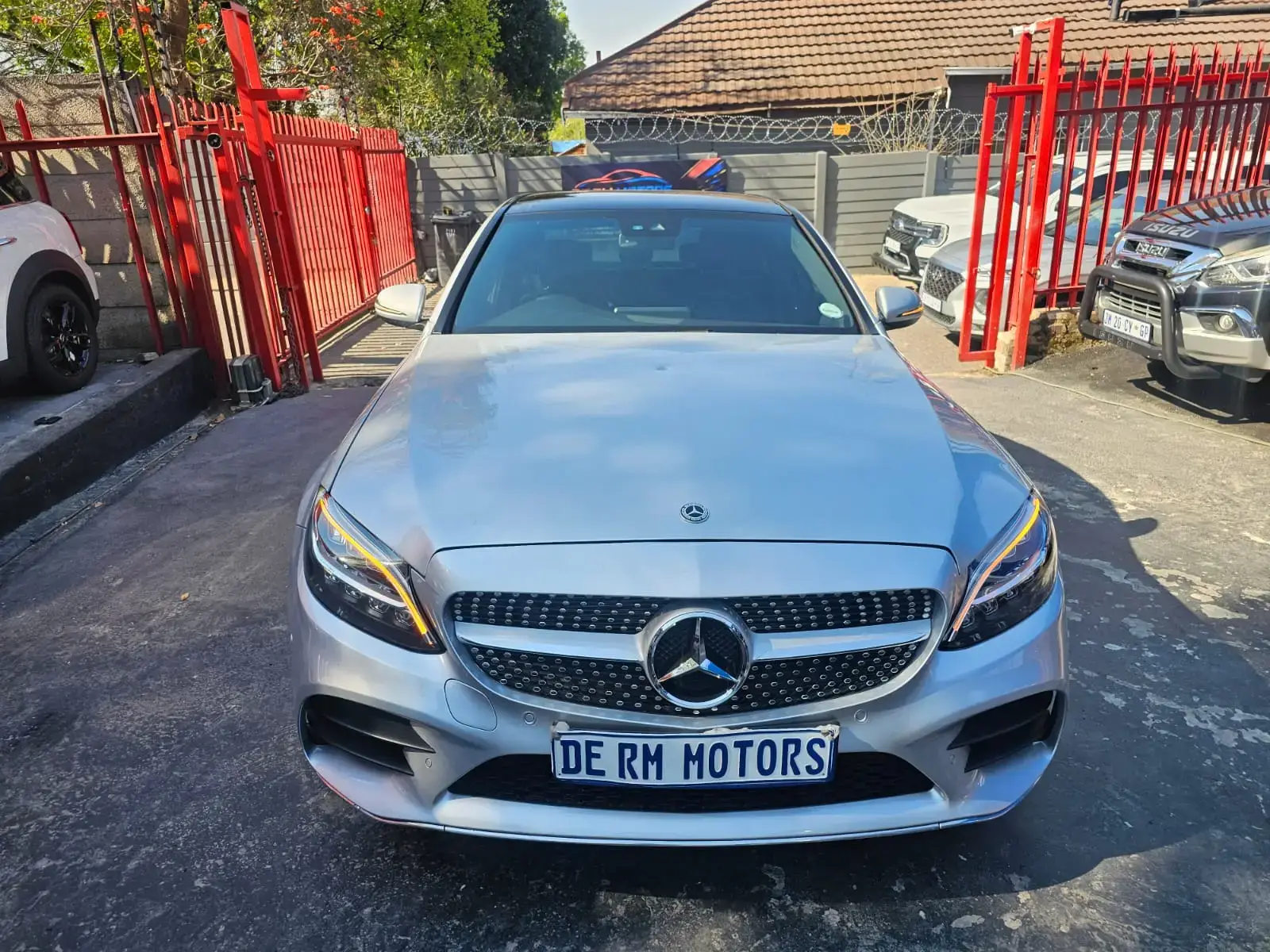 2019 Mercedes-Benz C-Class C220d - Image 1