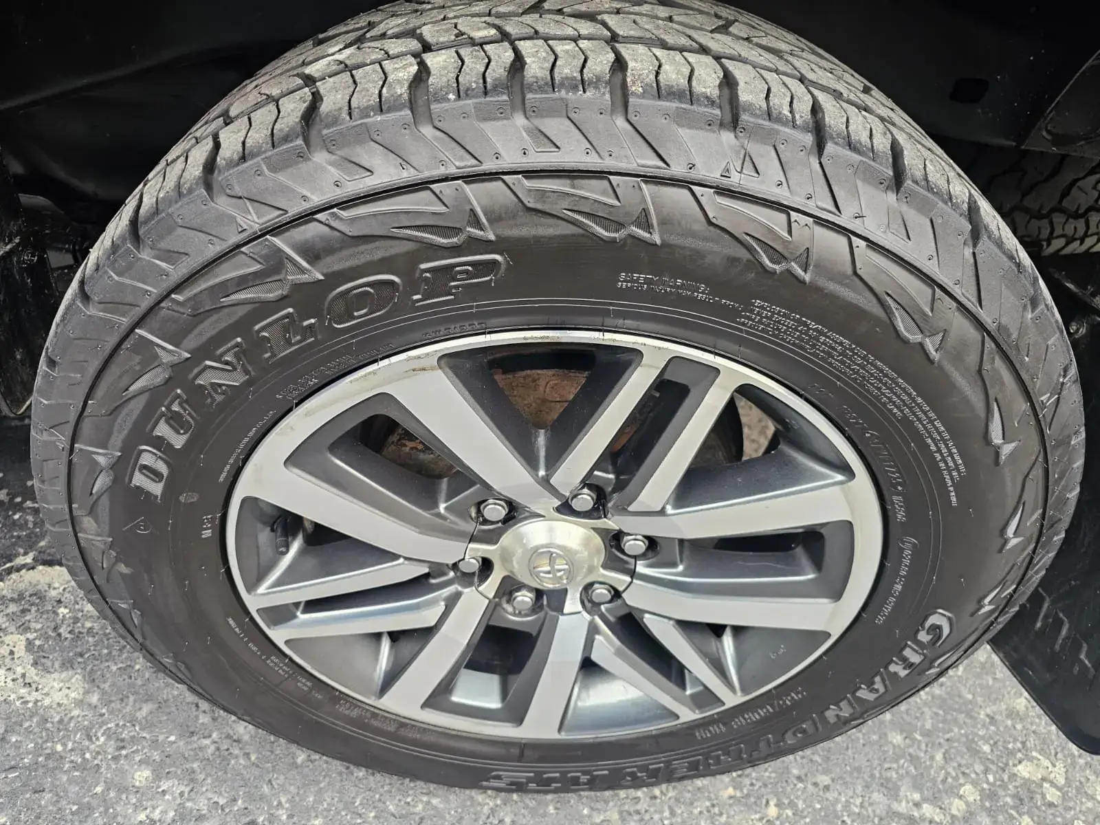 2017 Toyota Hilux 2.8GD-6 - Image 24