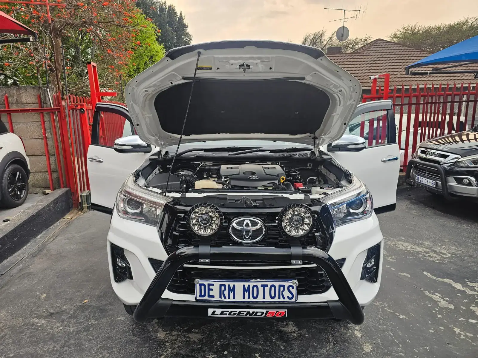 2017 Toyota Hilux 2.8GD-6 - Image 18