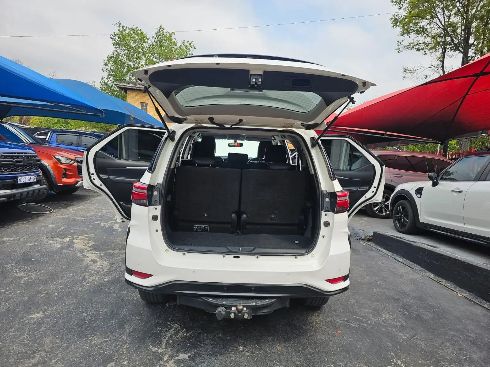 2025 Toyota Fortuner 2.4GD-6 4x4 - Image 24