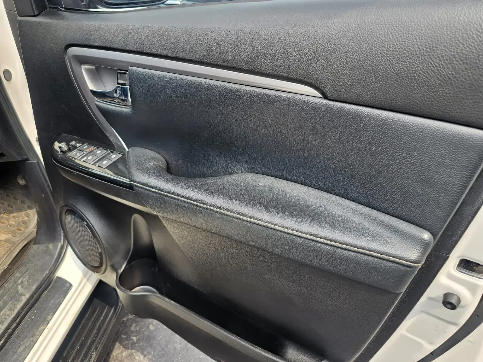 2025 Toyota Fortuner 2.4GD-6 4x4 - Image 22