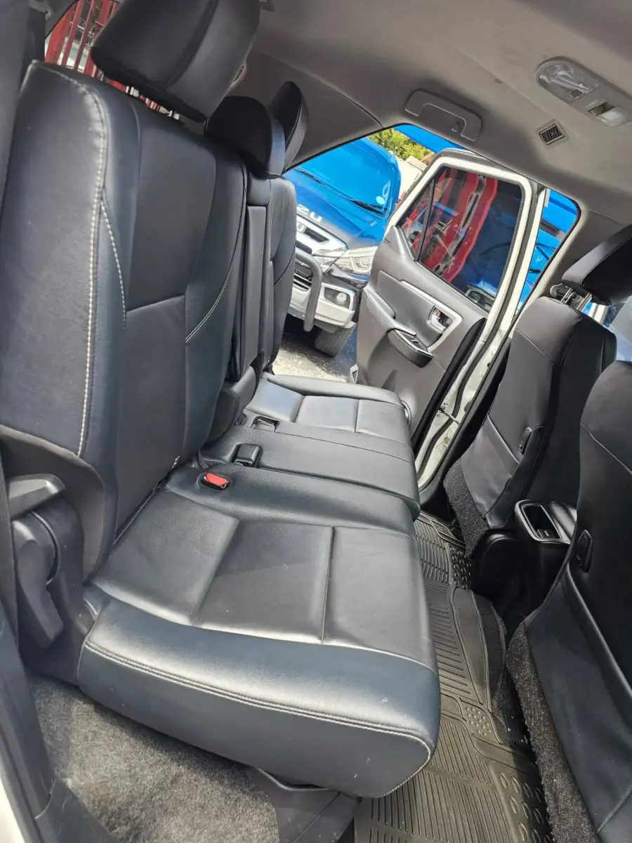 2025 Toyota Fortuner 2.4GD-6 4x4 - Image 15
