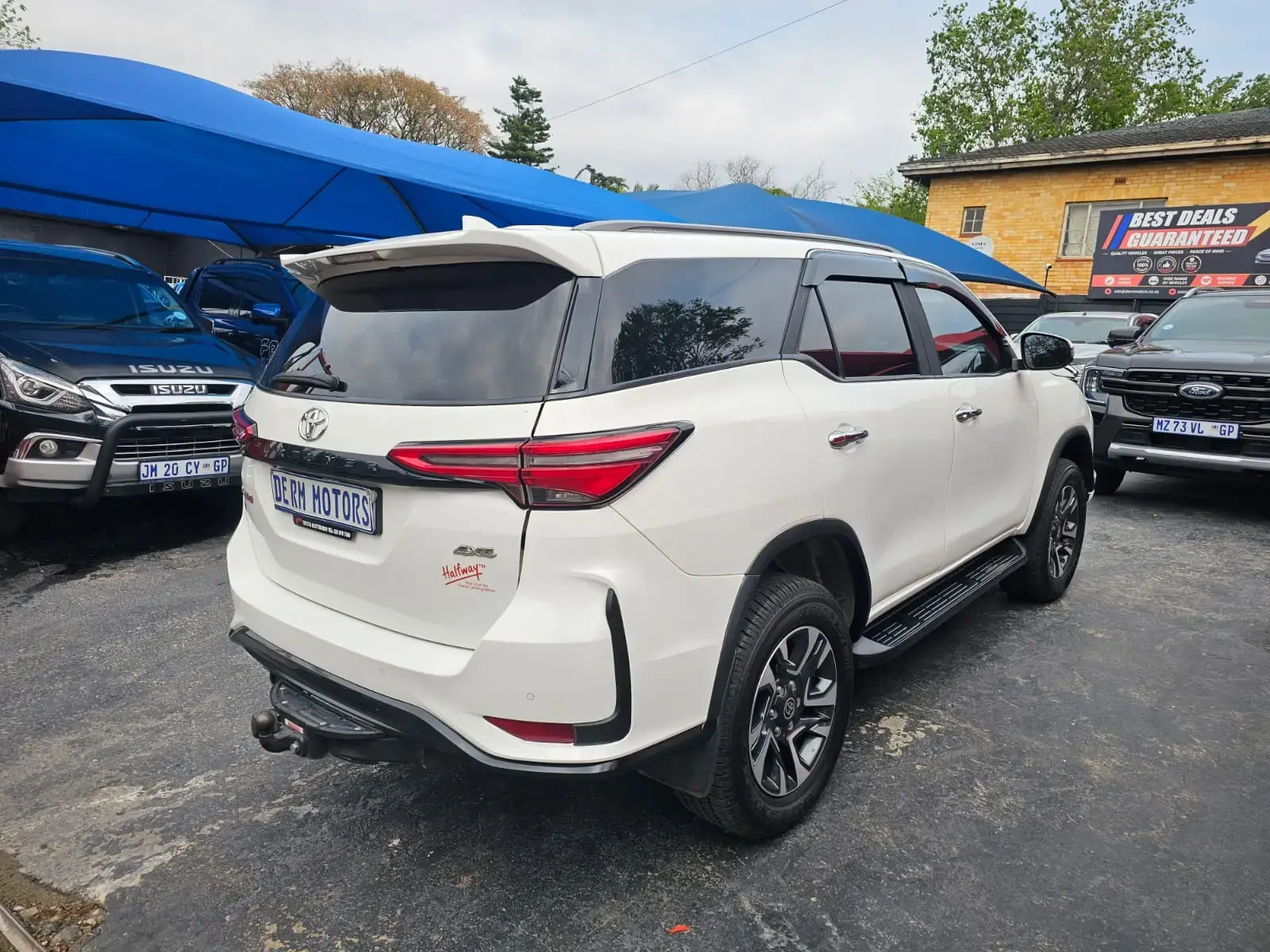 2025 Toyota Fortuner 2.4GD-6 4x4 - Image 10