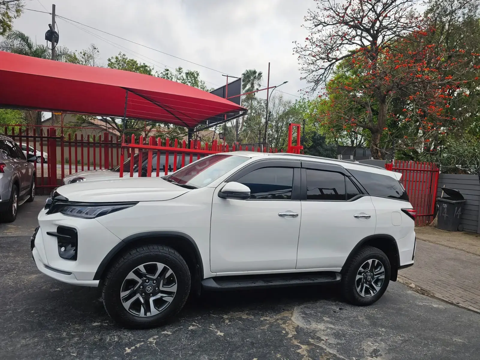 2025 Toyota Fortuner 2.4GD-6 4x4 - Image 1