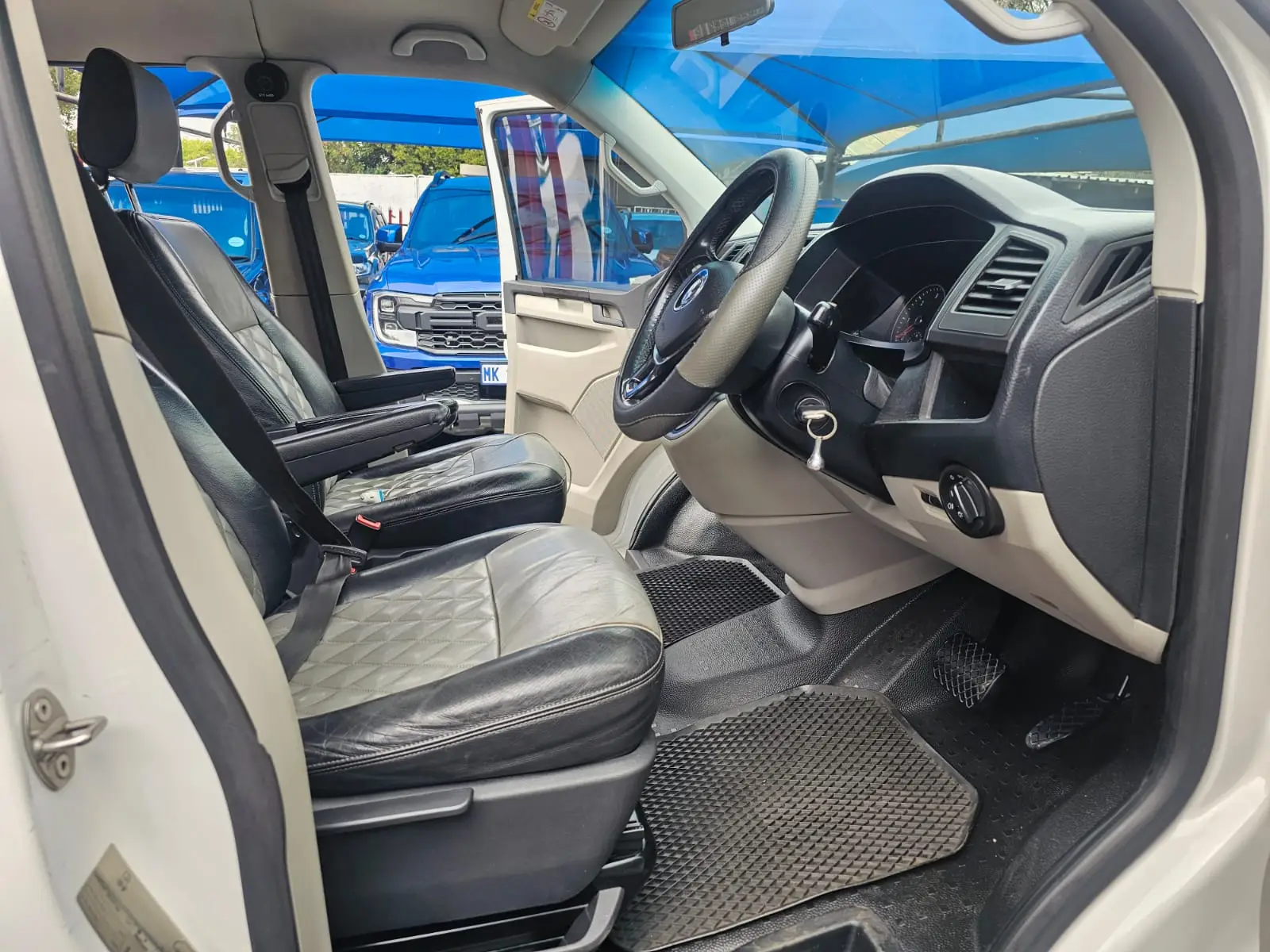 2019 Volkswagen Transporter Panel Van LWB Auto 2.0TDi - Image 16