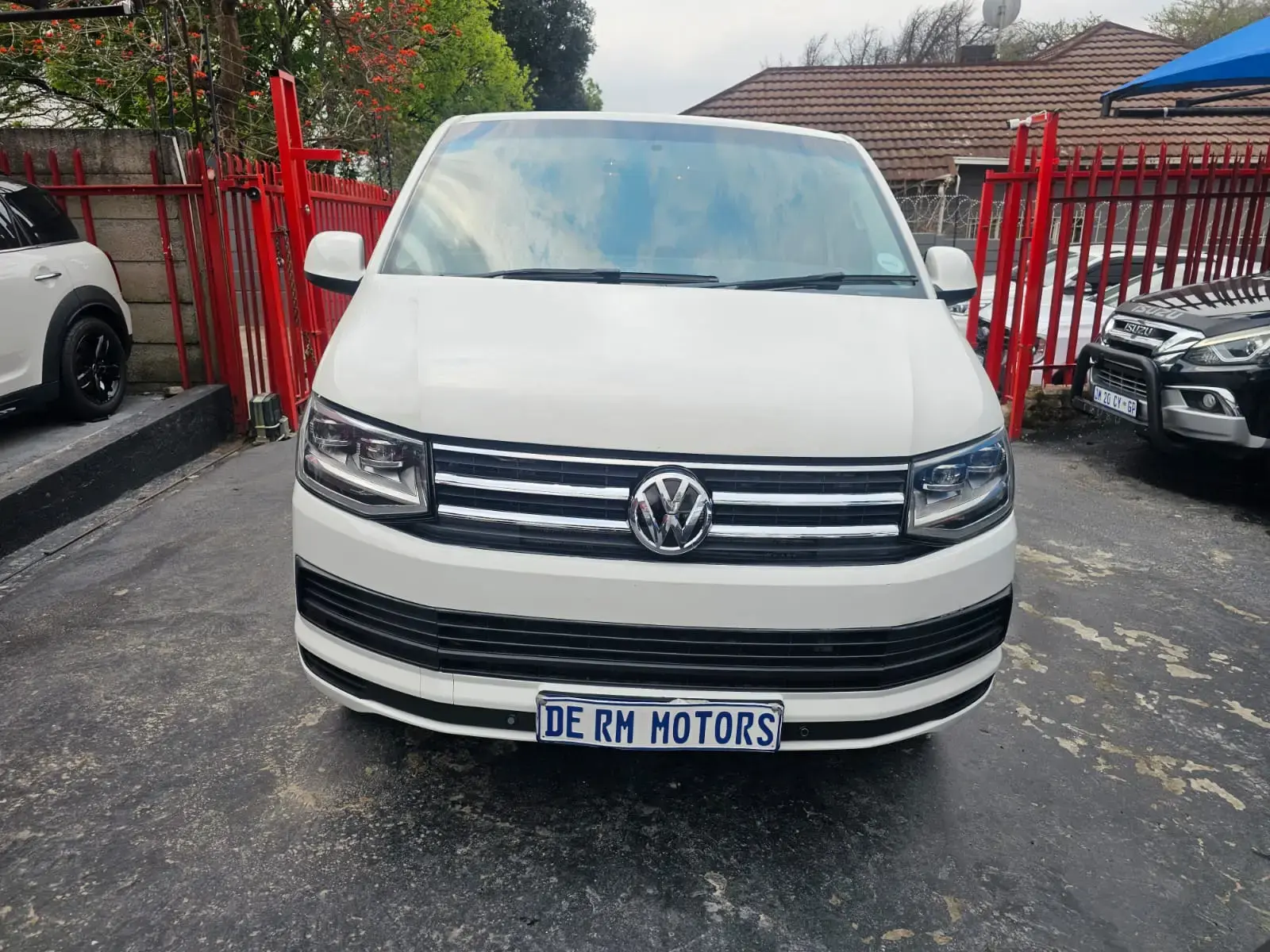 2019 Volkswagen Transporter Panel Van LWB Auto 2.0TDi - Image 1