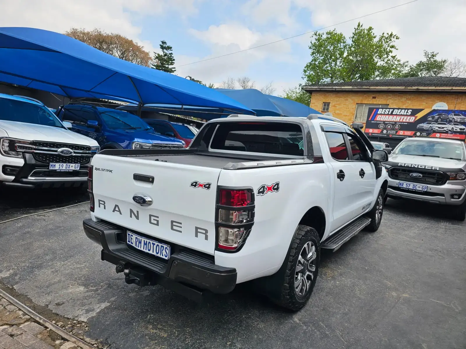 2017 Ford Ranger 3.2TDCi Double Cab 4x4 Wildtrak Auto - Image 9
