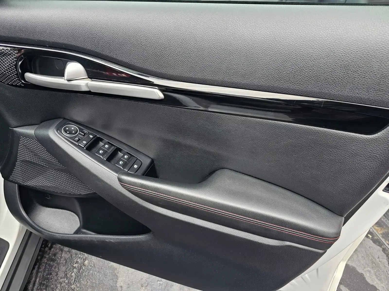 2020 kia seltos 1.4T-GDI GT Line - Image 19