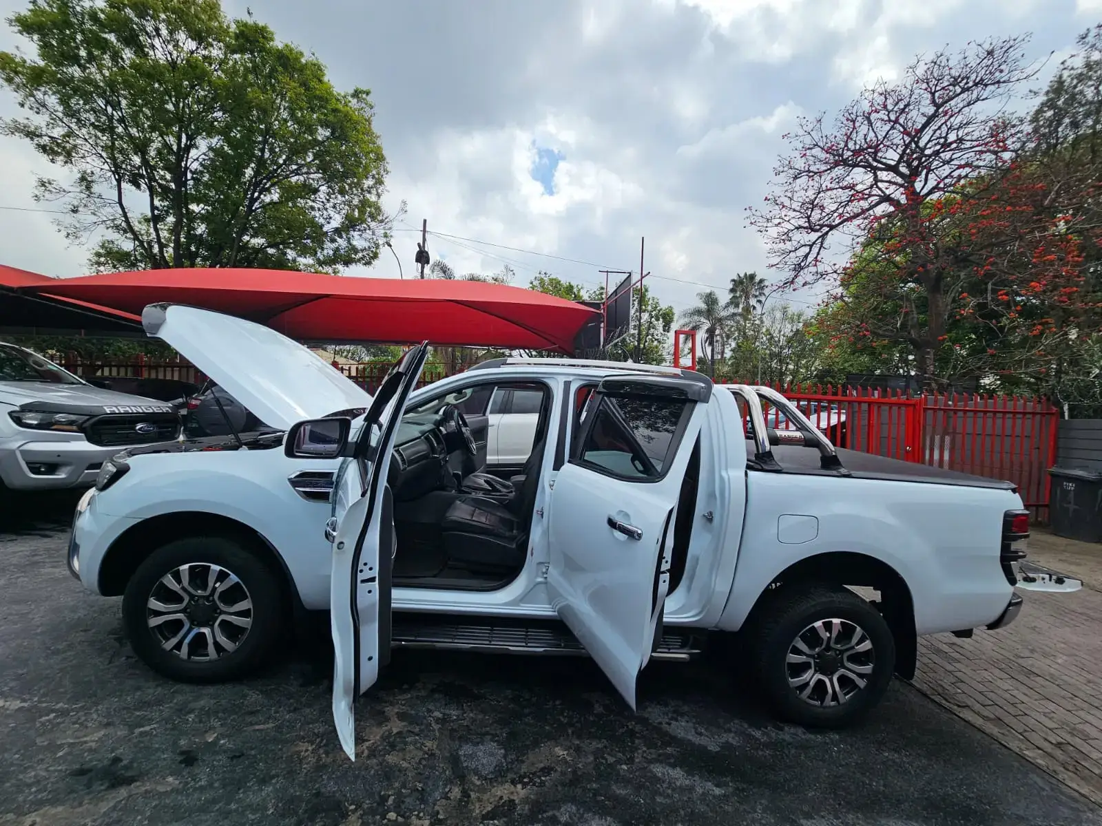 2017 Ford Ranger 2.2TDCi Hi-Rider XLT Auto - Image 23