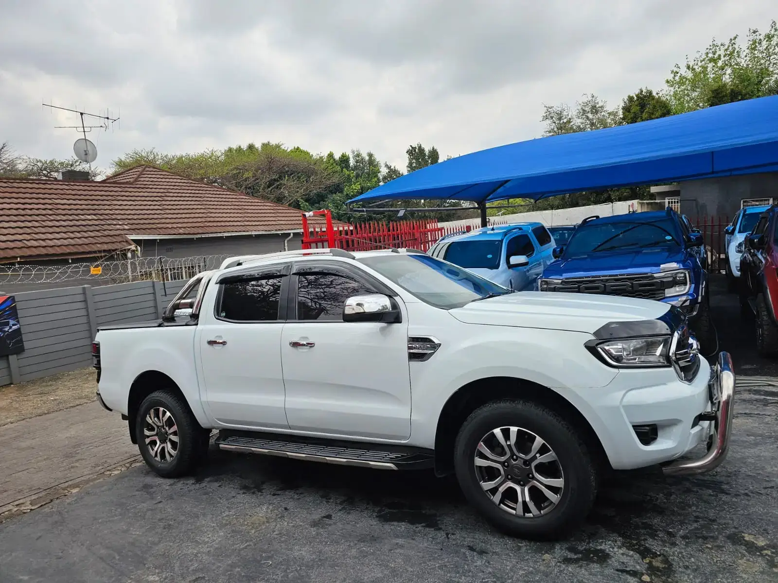 2017 Ford Ranger 2.2TDCi Hi-Rider XLT Auto - Image 1