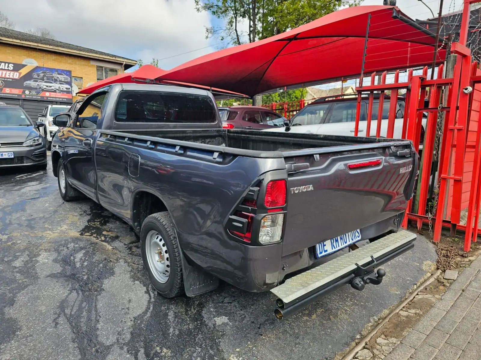 2019 Toyota Hilux 2.0 (Aircon) - Image 8