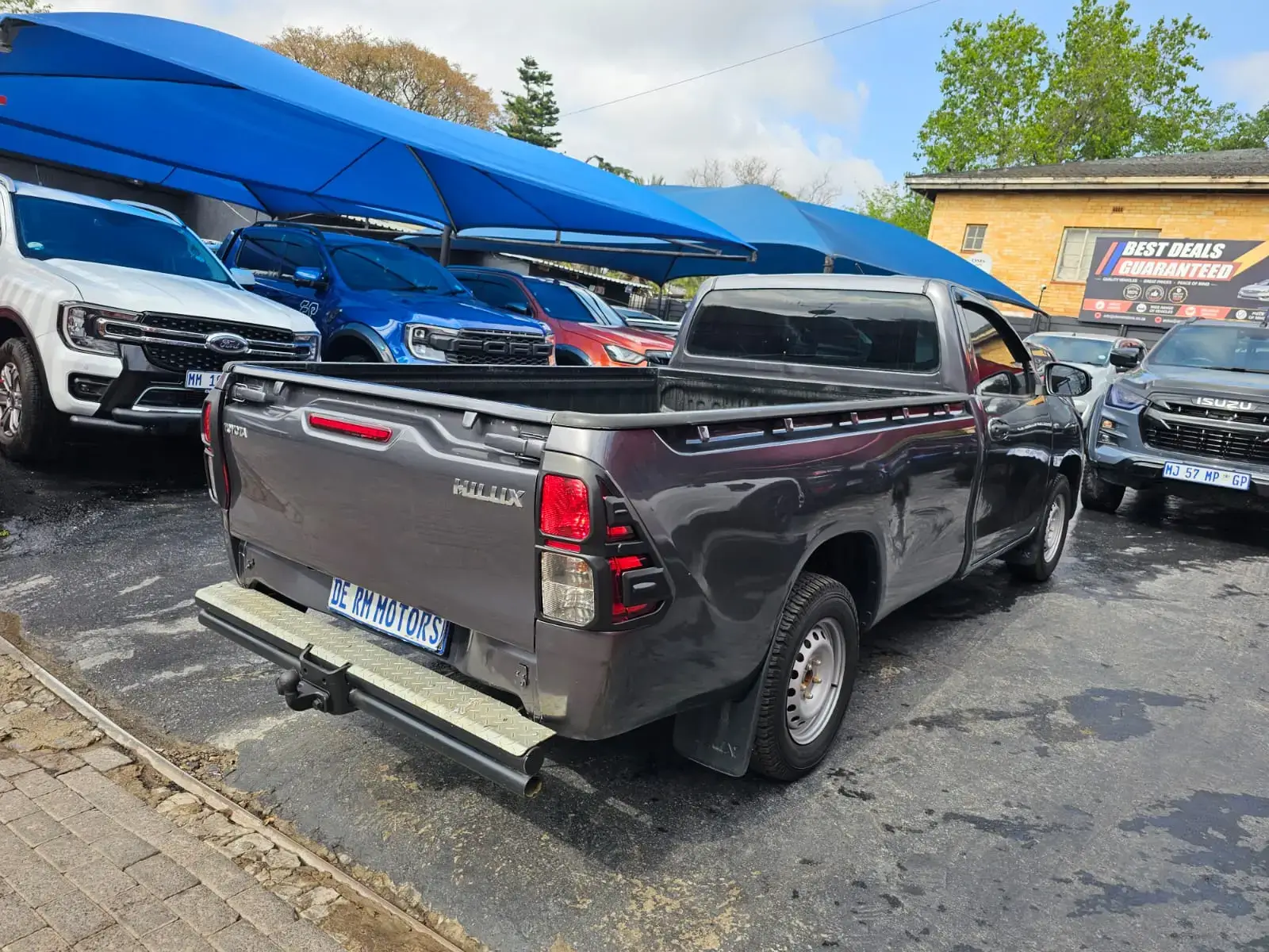 2019 Toyota Hilux 2.0 (Aircon) - Image 8