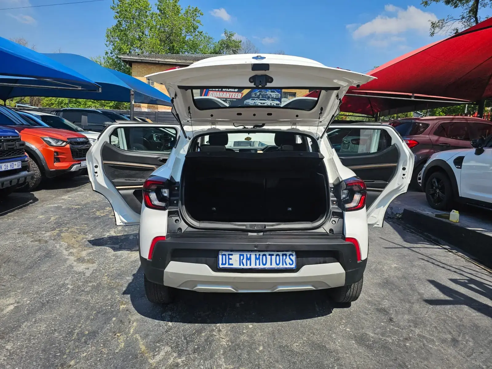 2022 Renault Kiger 1.0 Turbo Intens Auto - Image 27