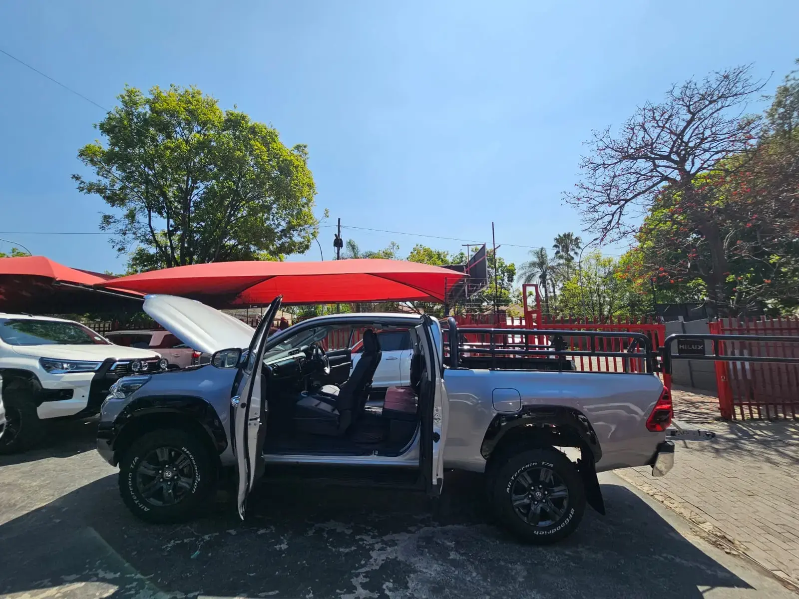 2020 Toyota Hilux 2.8GD-6 Xtra cab Raider - Image 16