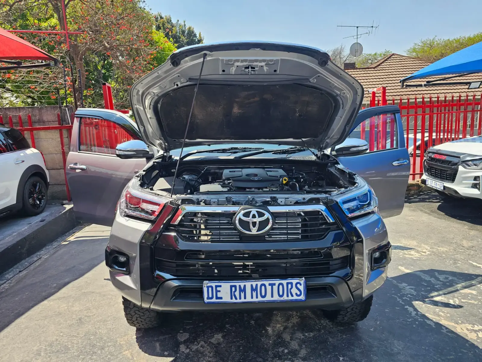 2020 Toyota Hilux 2.8GD-6 Xtra cab Raider - Image 12