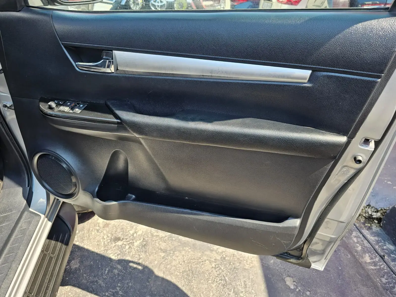 2020 Toyota Hilux 2.8GD-6 Xtra cab Raider - Image 12