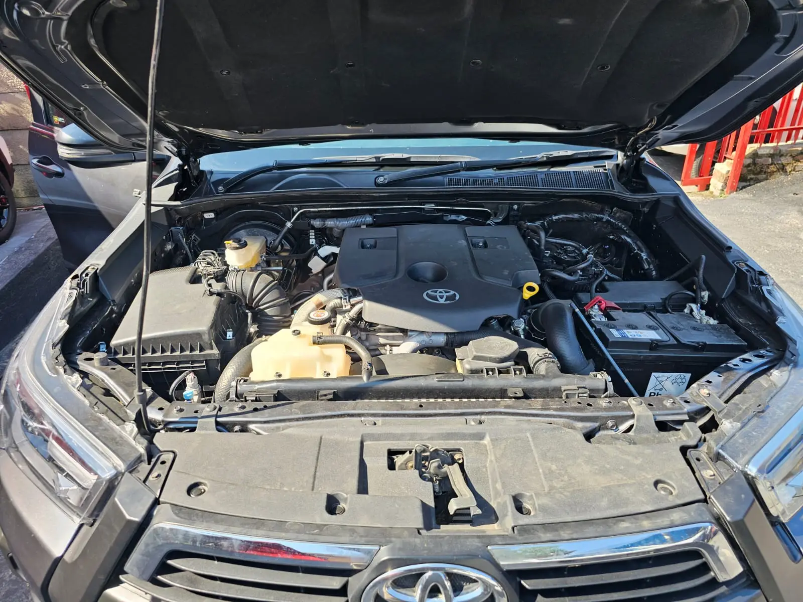 2022 Toyota Hilux 2.4GD-6 Double Cab Raider - Image 17