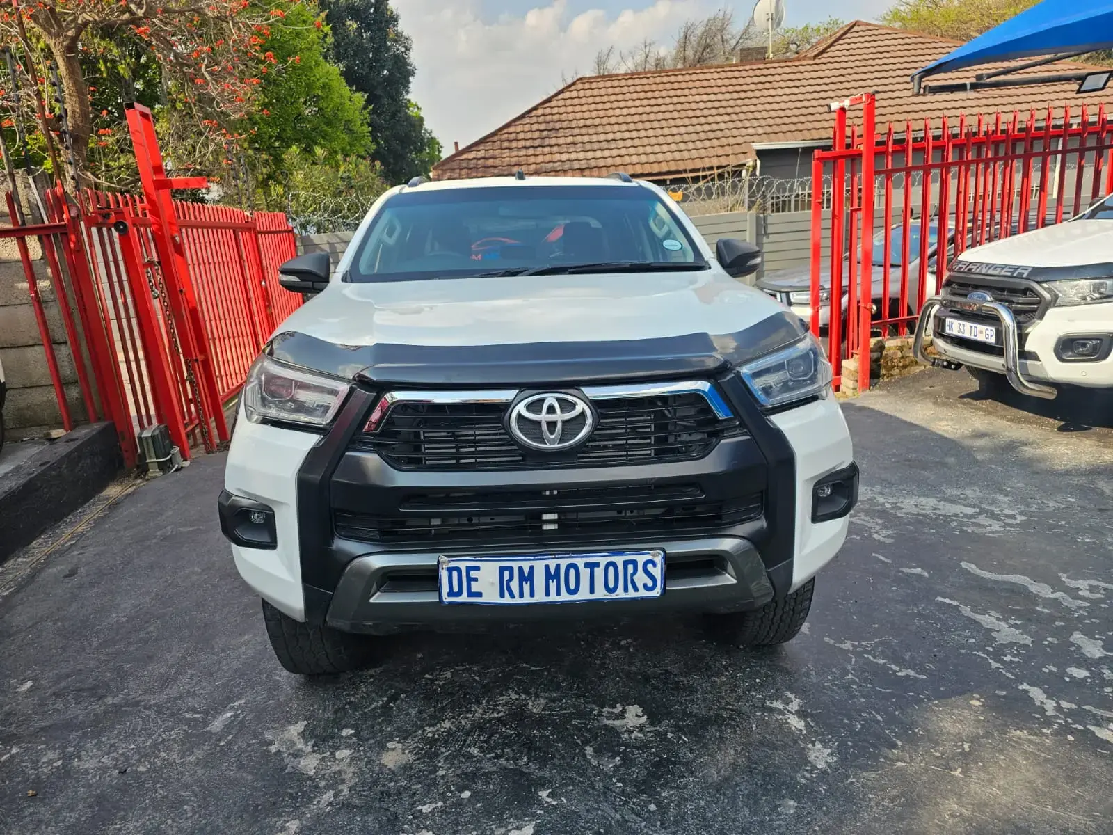 2025 Toyota Hilux 2.4GD-6 Double Cab Raider - Image 1