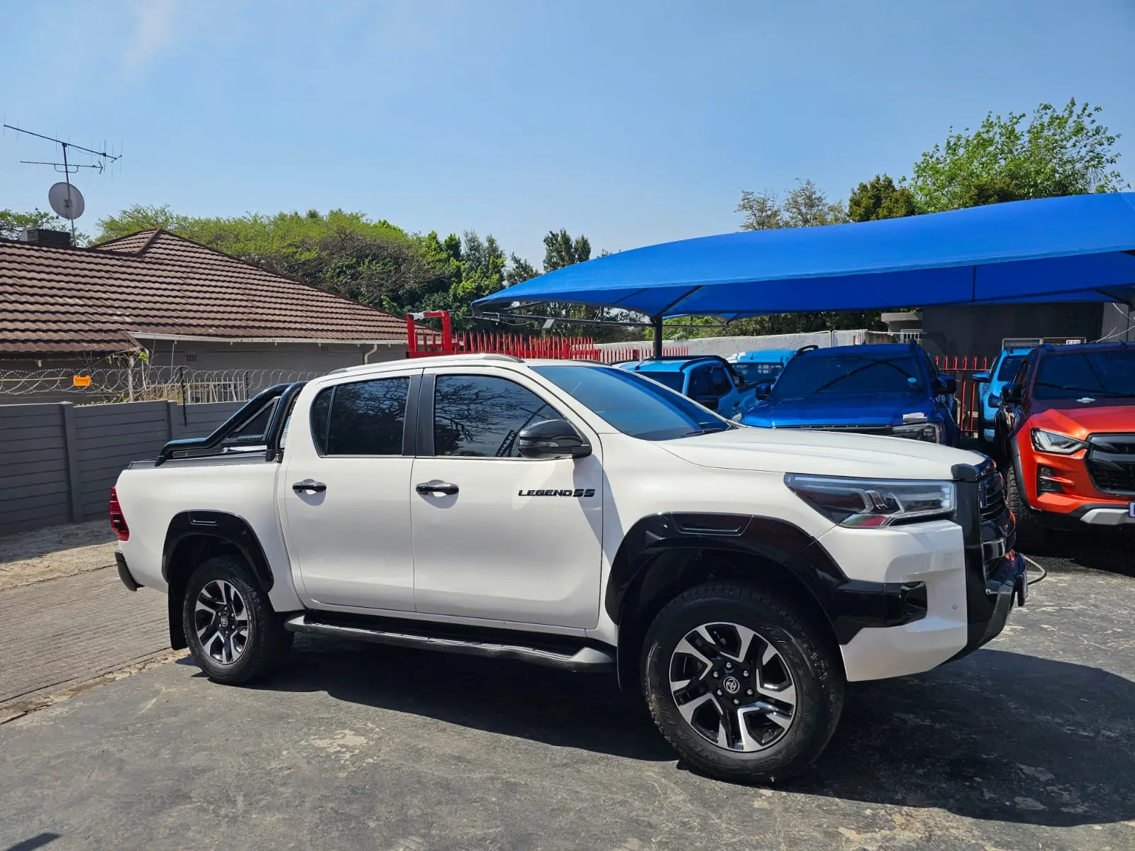 2026 Toyota Hilux 2.8GD-6 Double Cab Legend 55 - Image 1