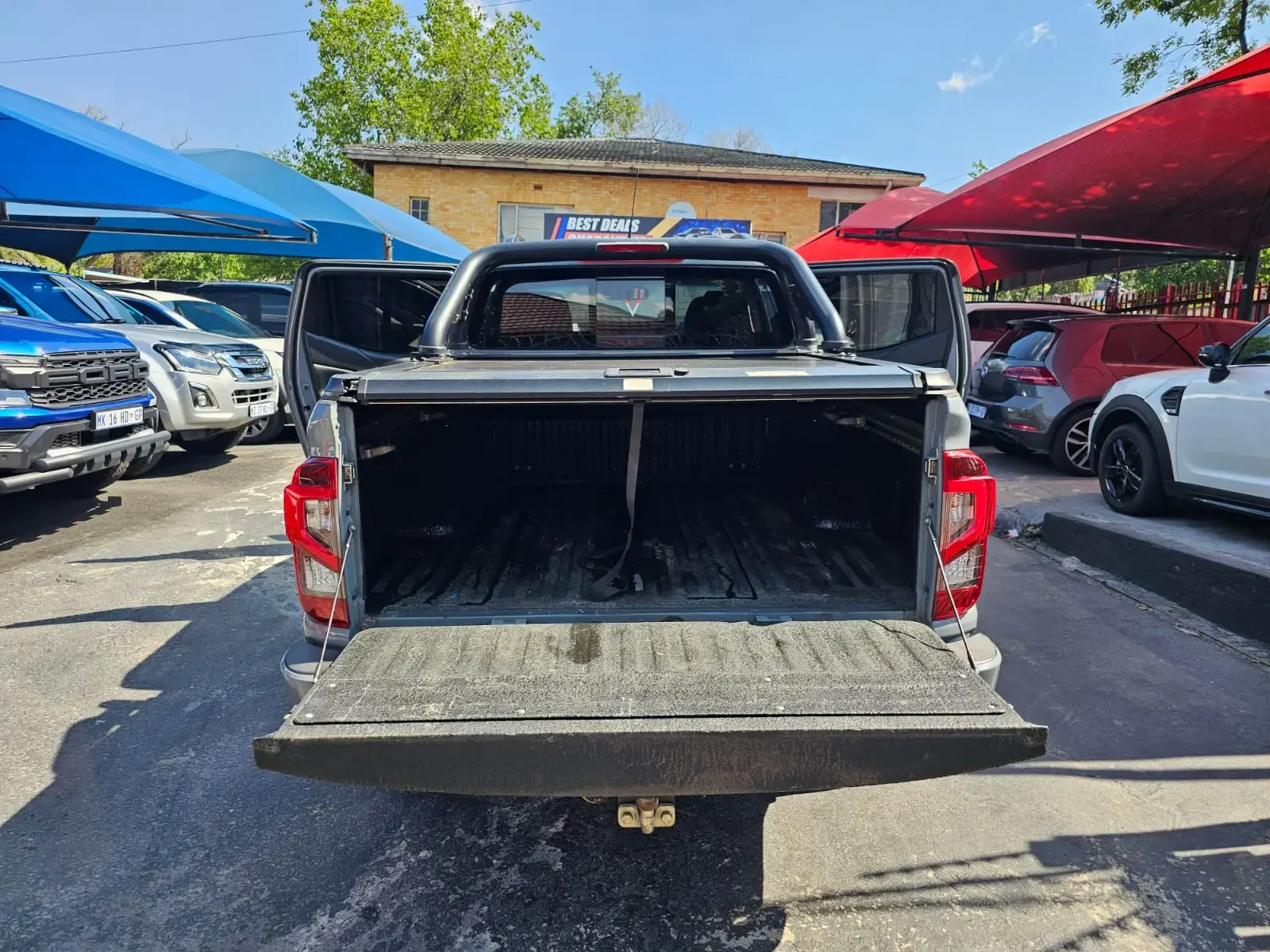 2023 Nissan Navara 2.5DDTi Double Cab PRO-4X 4x4 - Image 23