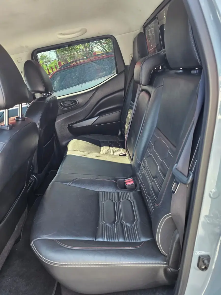 2023 Nissan Navara 2.5DDTi Double Cab PRO-4X 4x4 - Image 9