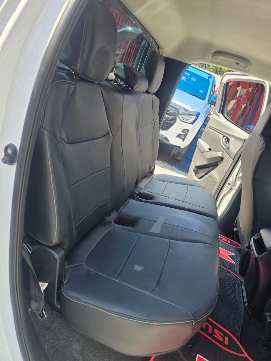 2024 Isuzu D-Max 1.9TD Double Cab L 4x4 Manual - Image 14
