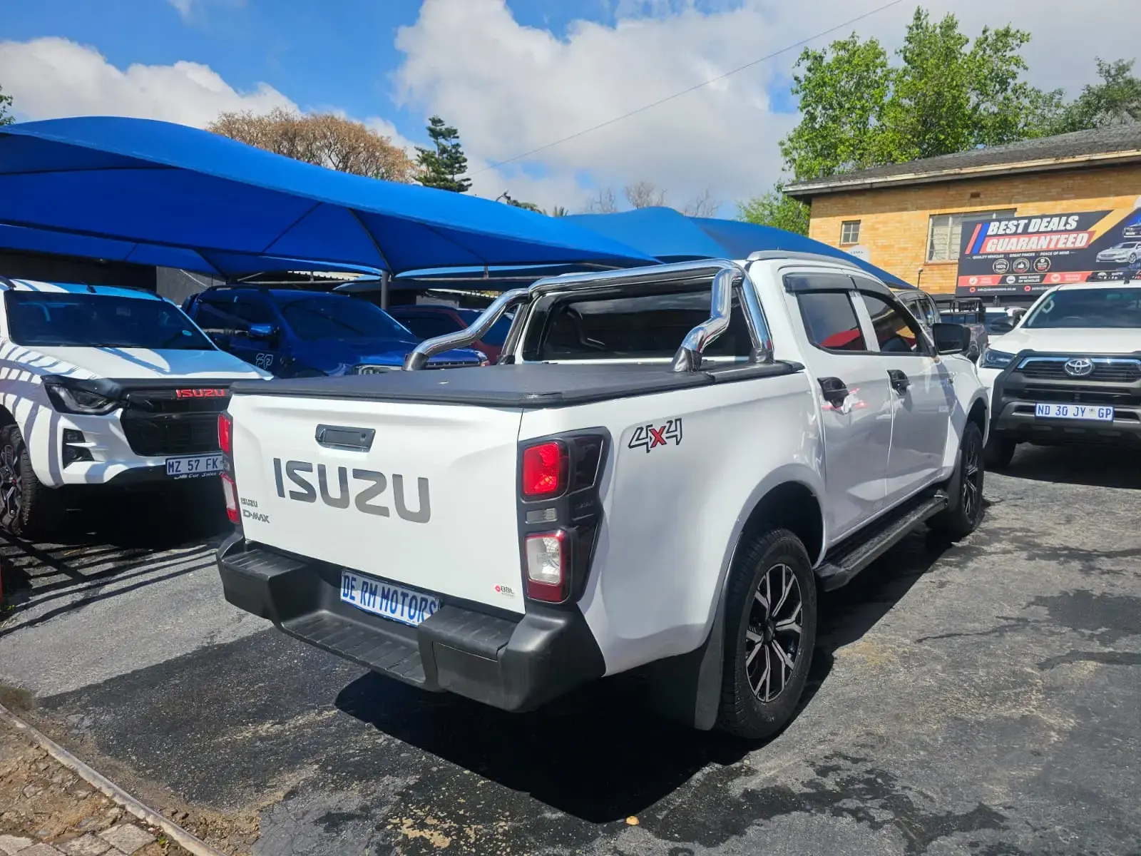 2024 Isuzu D-Max 1.9TD Double Cab L 4x4 Manual - Image 11