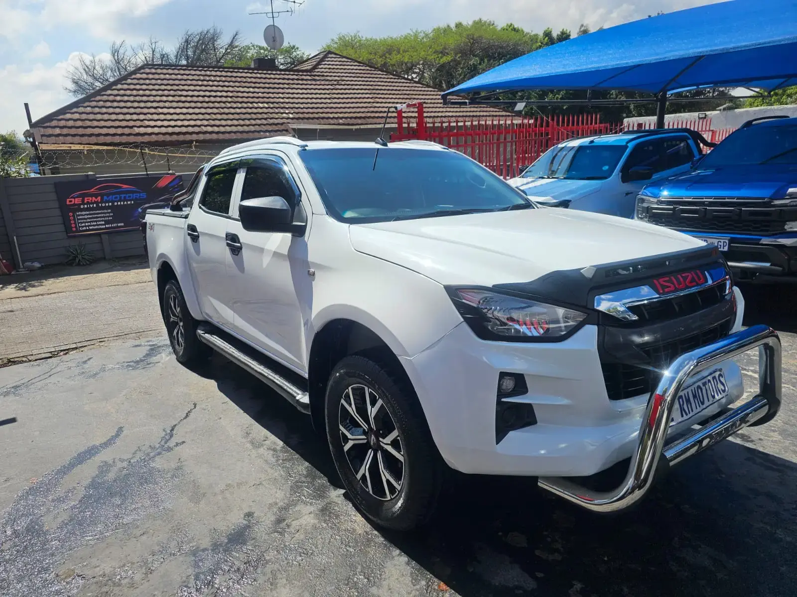 2024 Isuzu D-Max 1.9TD Double Cab L 4x4 Manual - Image 1