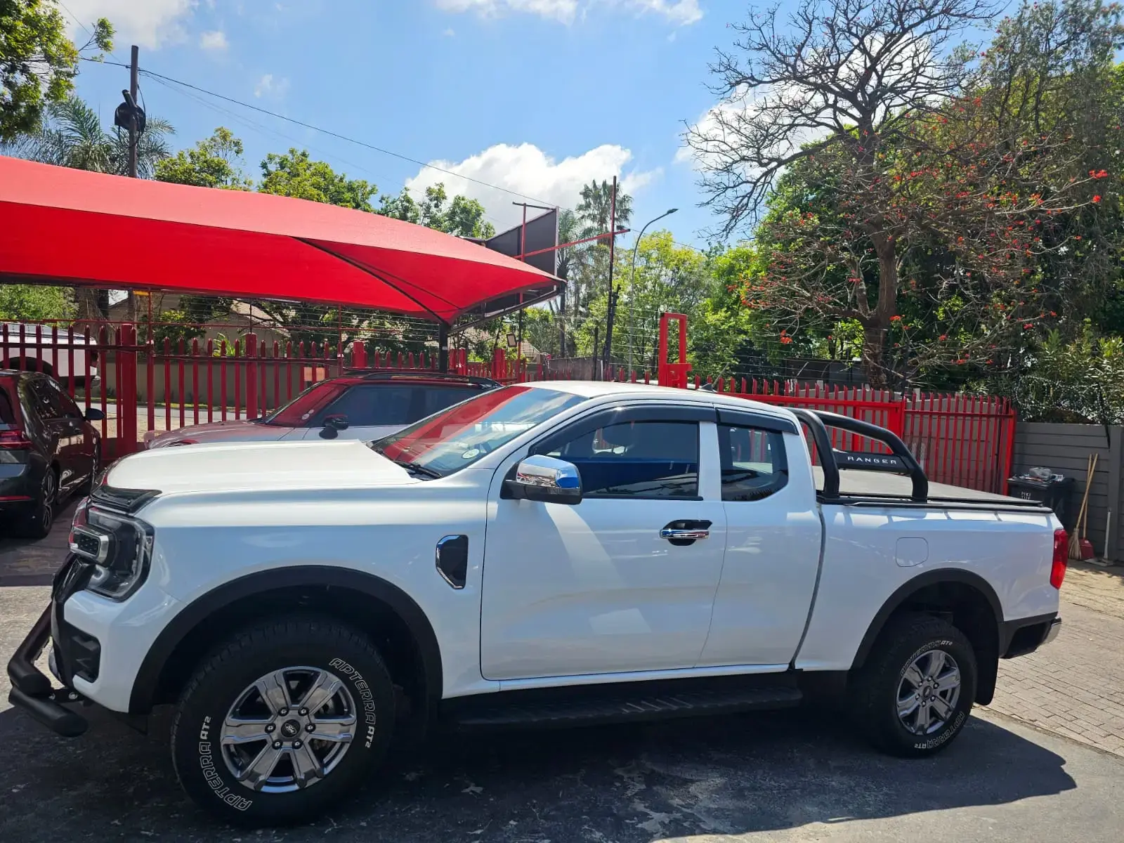 2025 Ford Ranger 2.0 Sit Supercab XL Auto - Image 9