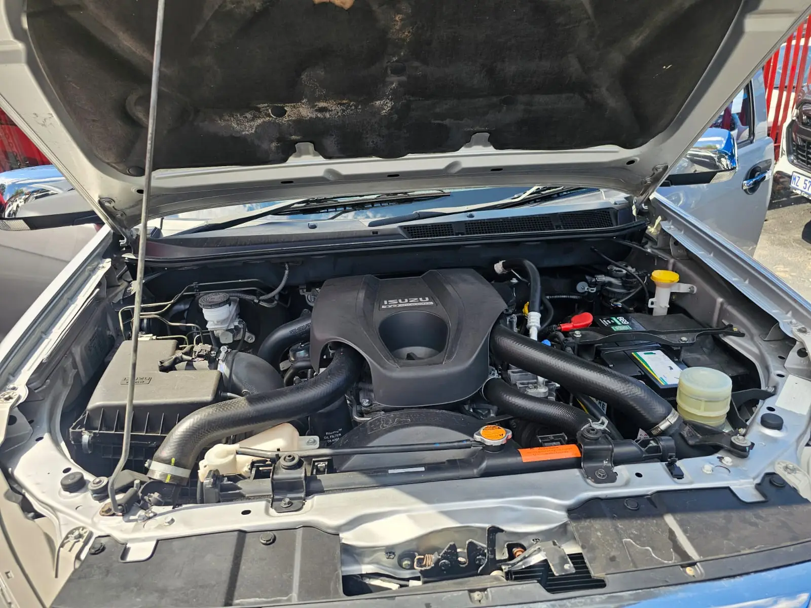 2015 Isuzu KB 300D-Teq Extended Cab LX Auto - Image 17