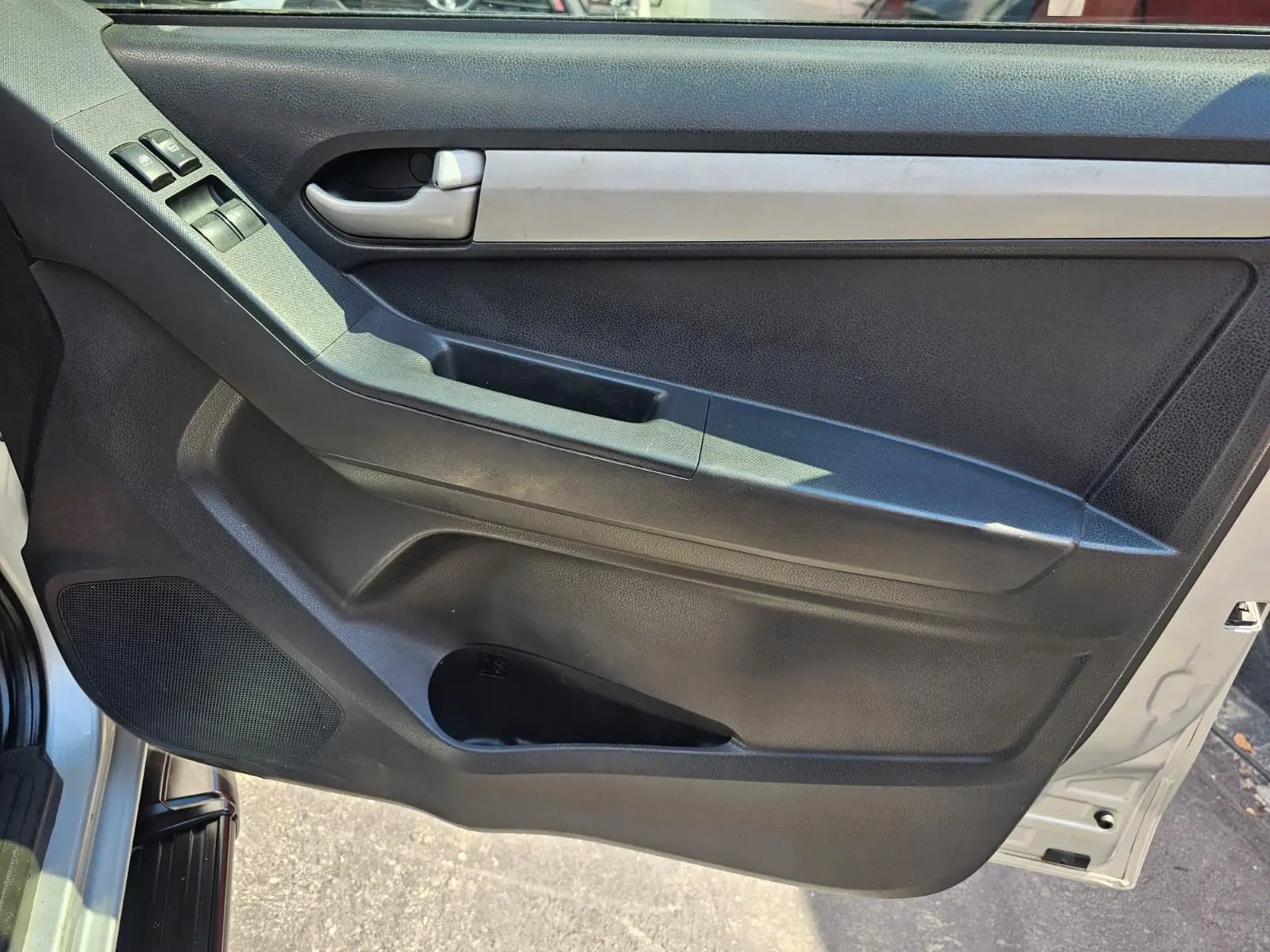 2015 Isuzu KB 300D-Teq Extended Cab LX Auto - Image 16