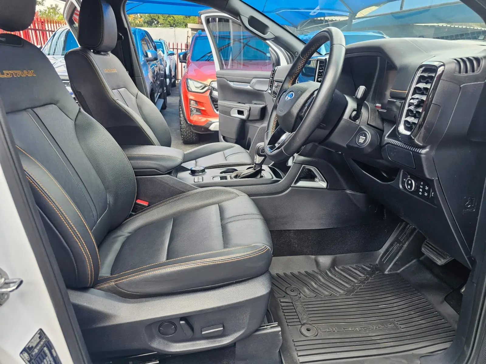 2025 Ford Ranger 2.0 Biturbo Double Cab Wildtrak 4x4 - Image 16