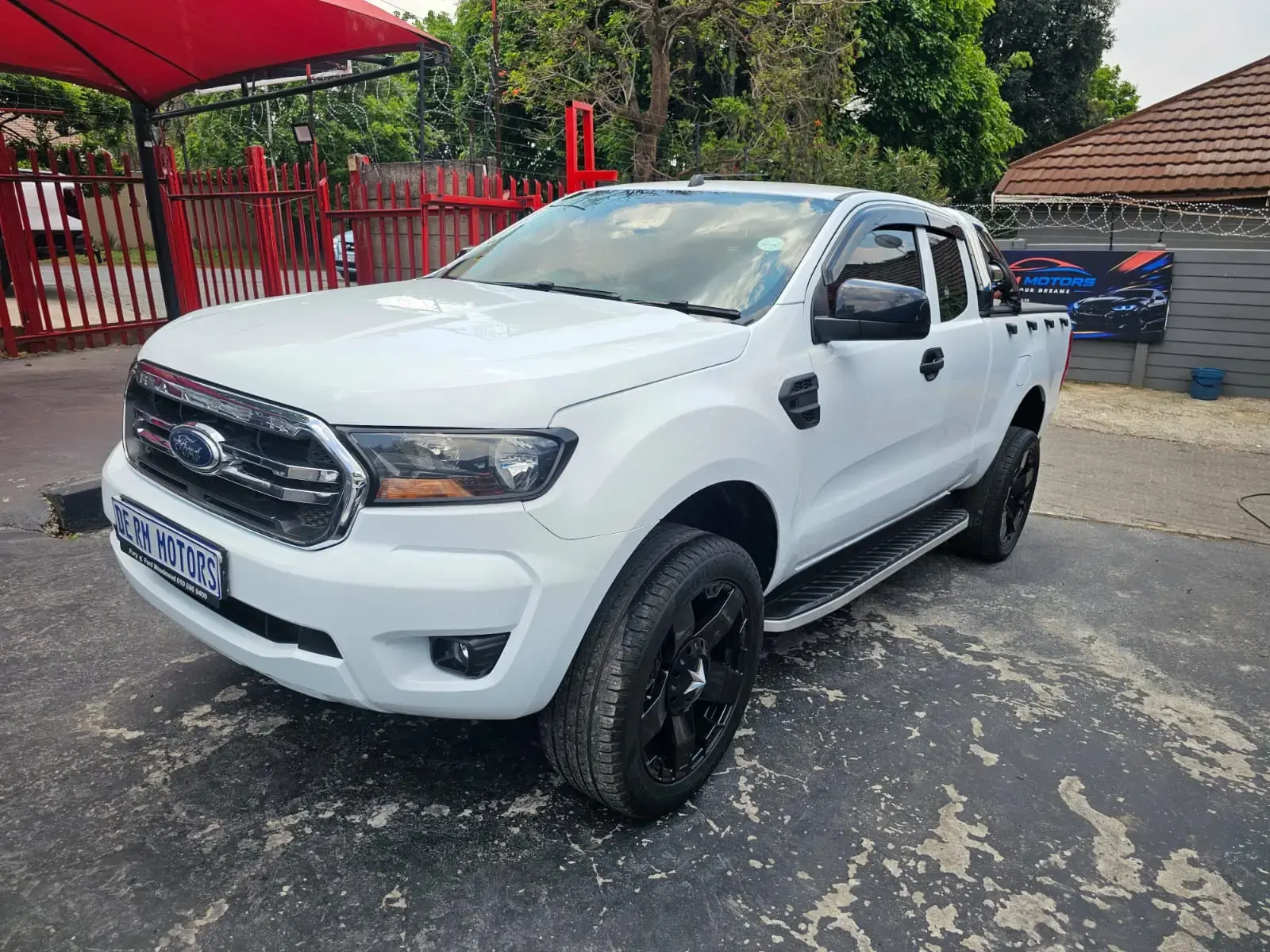 2018 Ford Ranger 2.2TDCi SuperCab Hi-Rider XL - Image 2