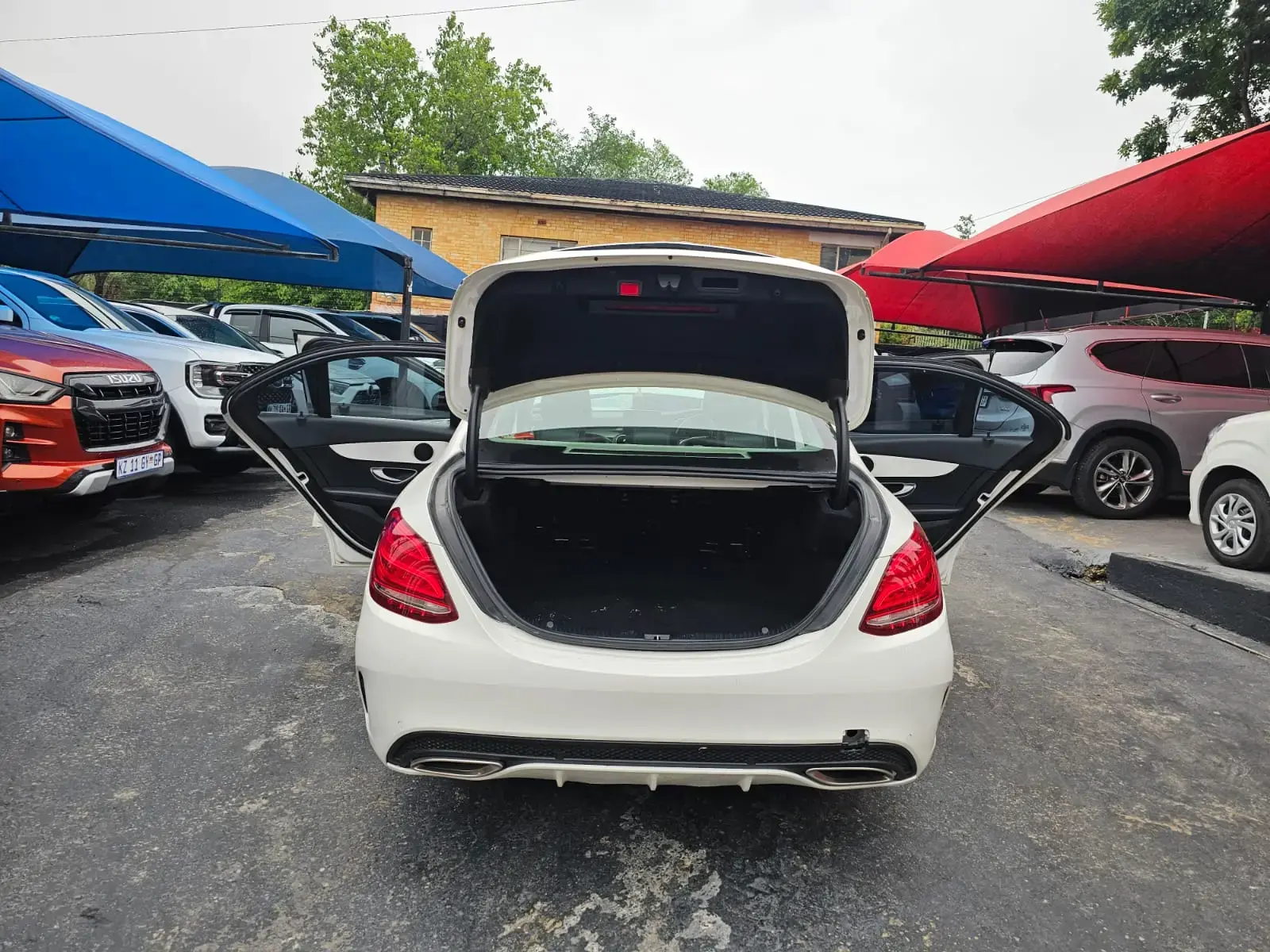 2019 Mercedes-Benz C-Class C200 - Image 23