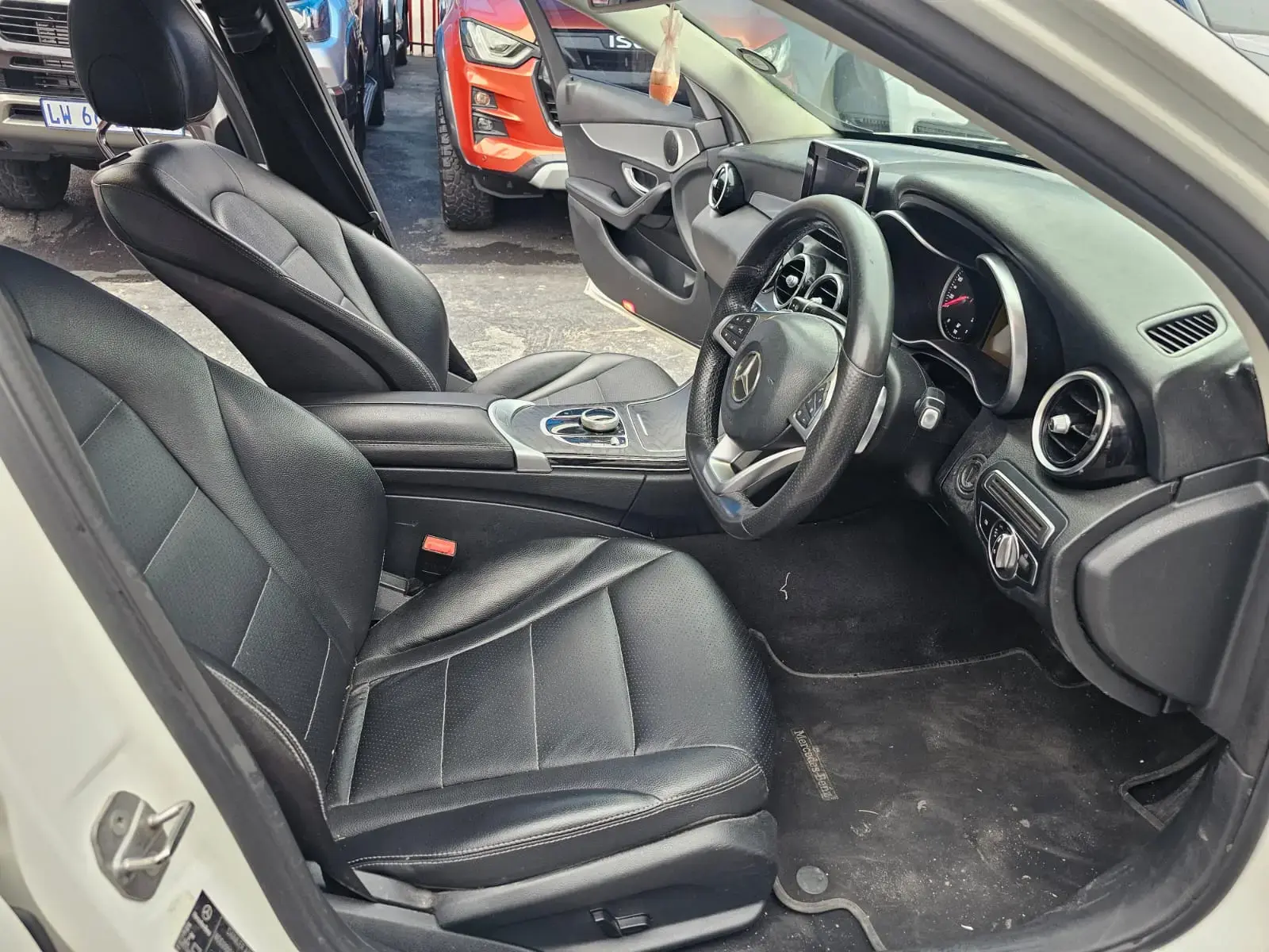 2019 Mercedes-Benz C-Class C200 - Image 15