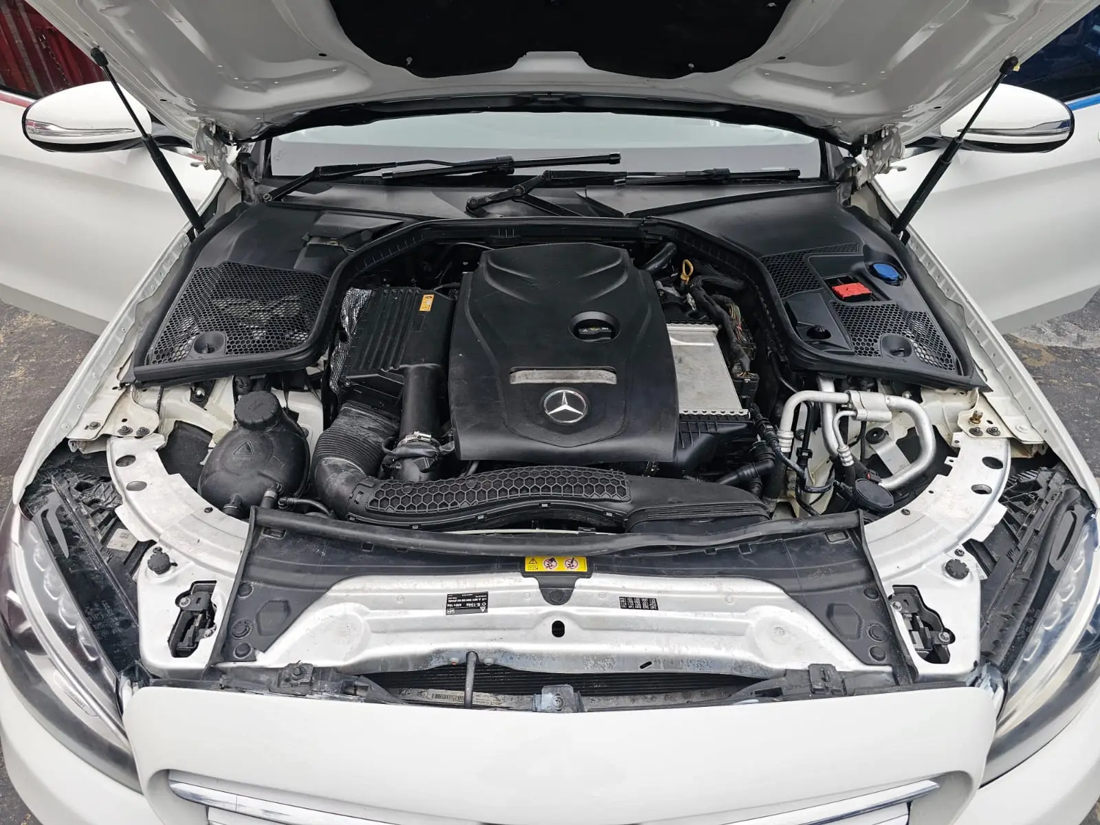 2019 Mercedes-Benz C-Class C200 - Image 17
