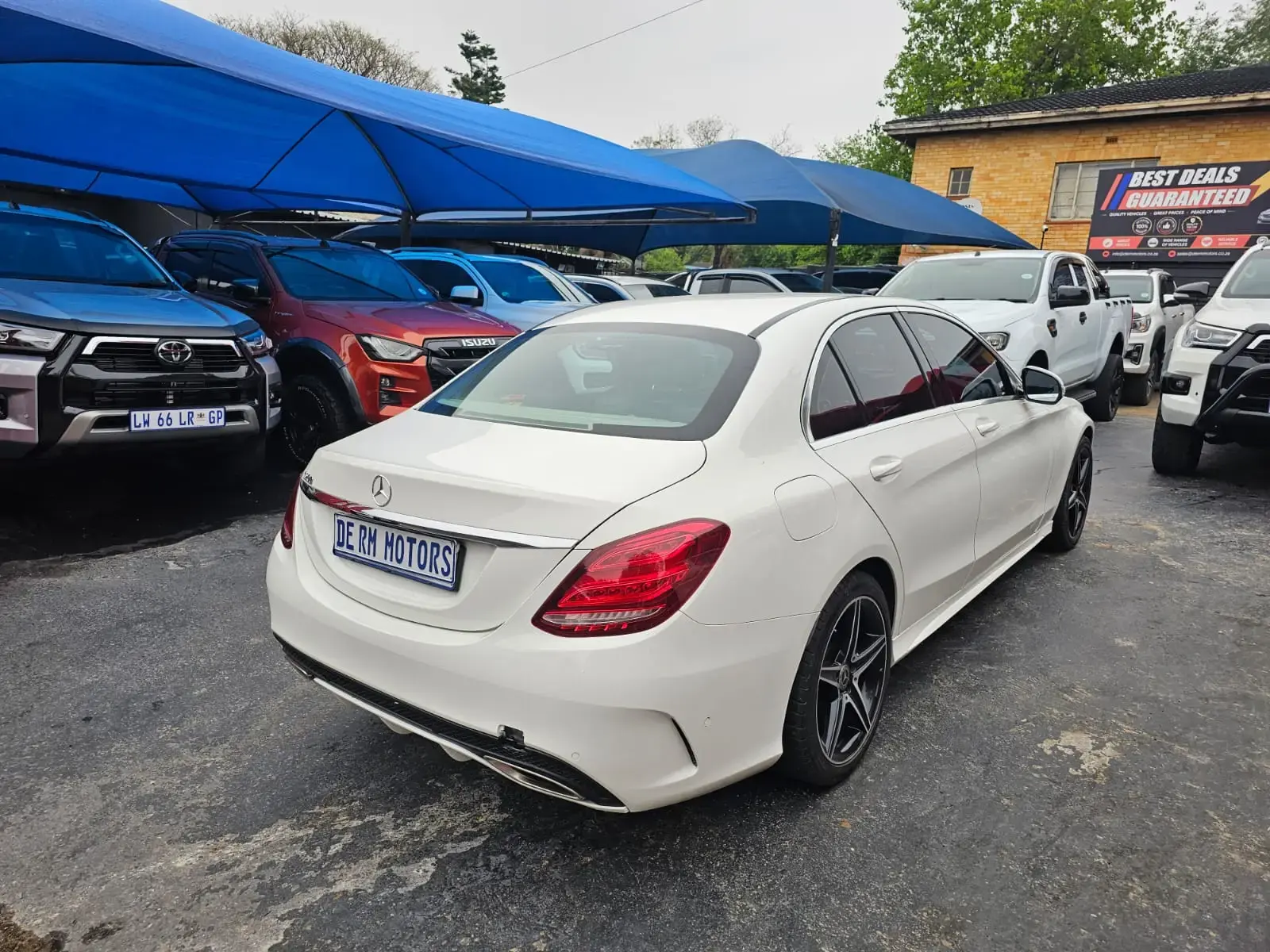 2019 Mercedes-Benz C-Class C200 - Image 11