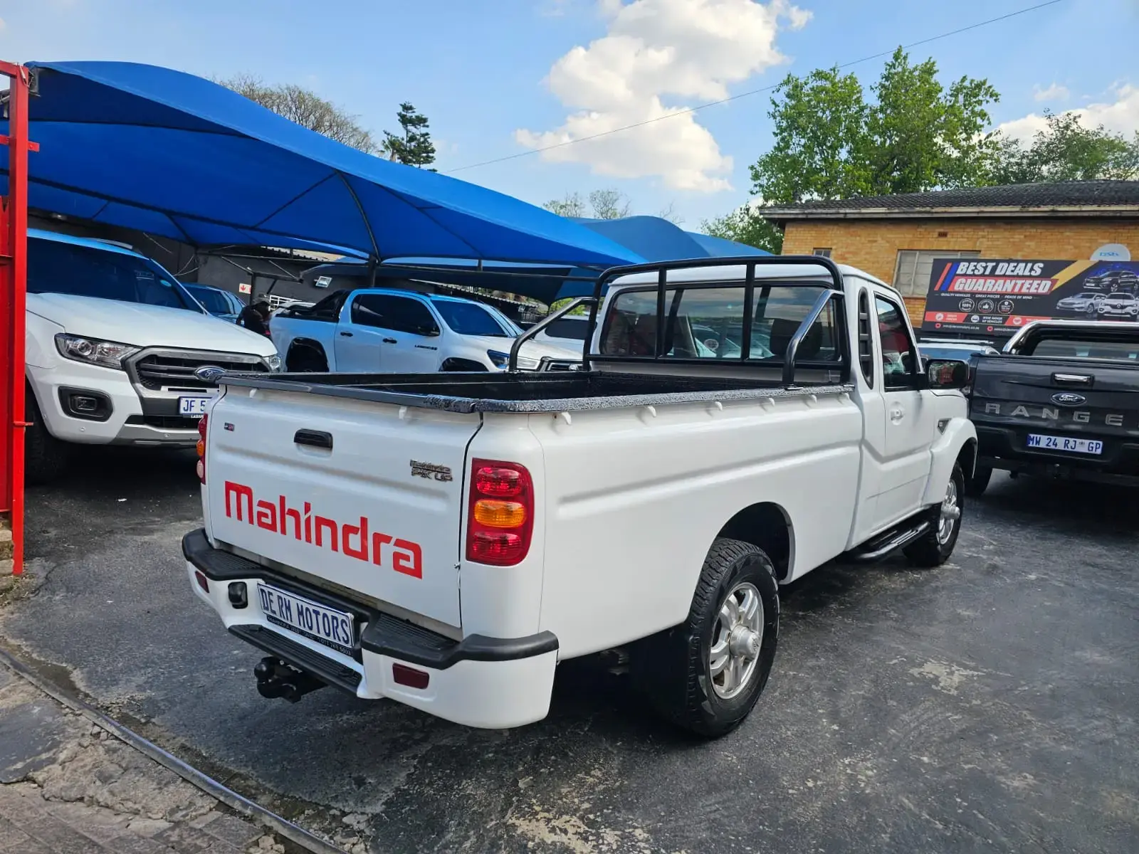 2023 Mahindra PICK UP 2.2 mHAWK S6 REFRESH P/U S/C - Image 9