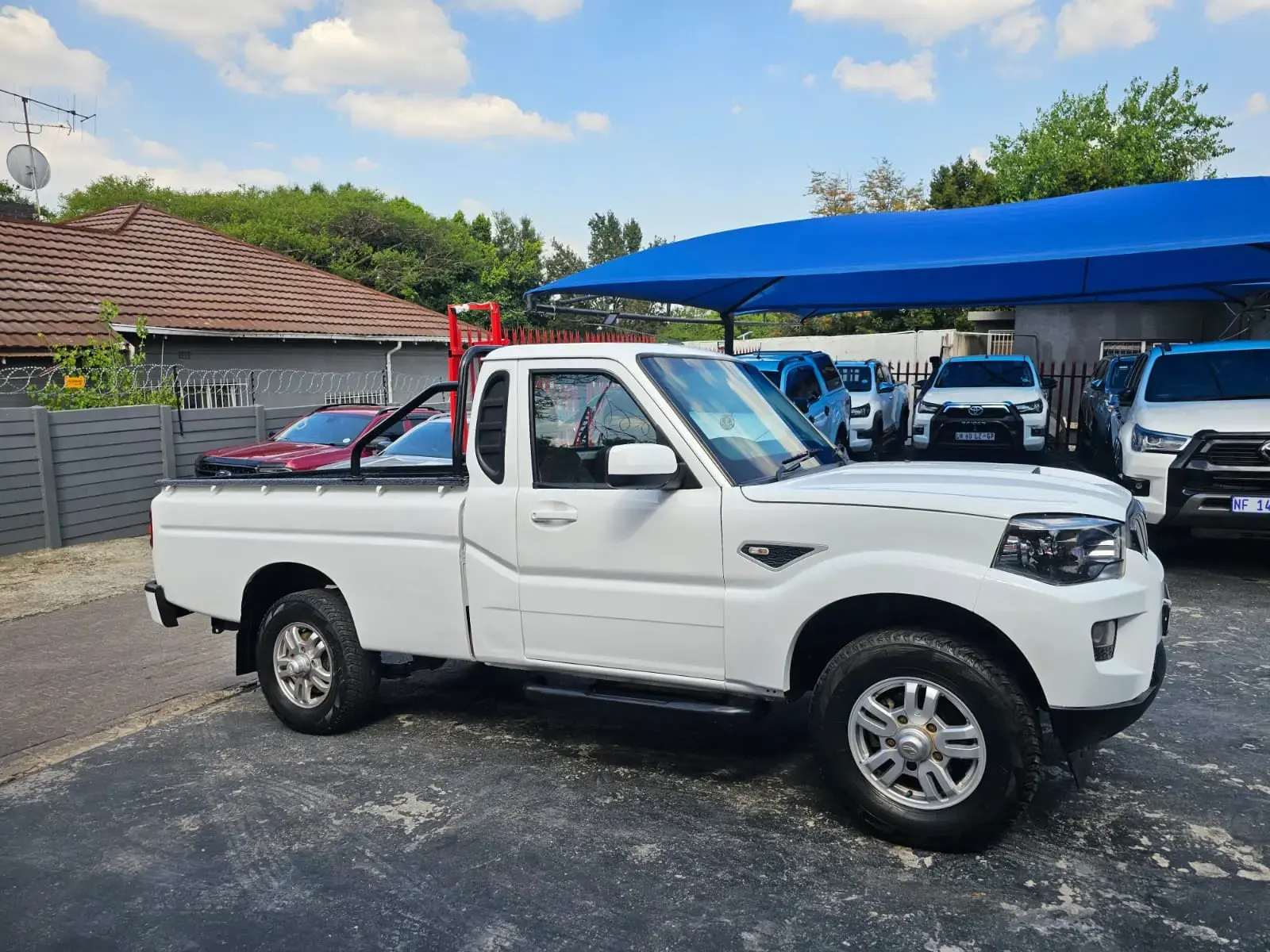 2023 Mahindra PICK UP 2.2 mHAWK S6 REFRESH P/U S/C - Image 5