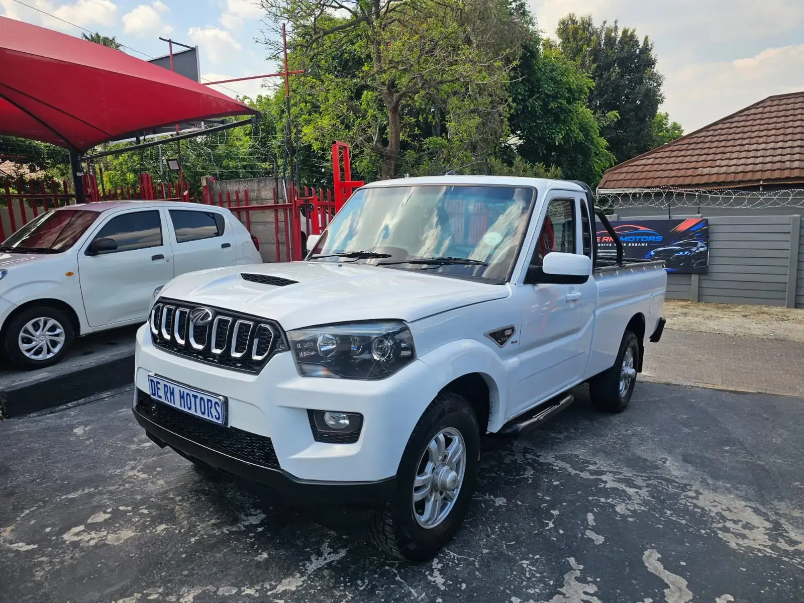 2023 Mahindra PICK UP 2.2 mHAWK S6 REFRESH P/U S/C - Image 5