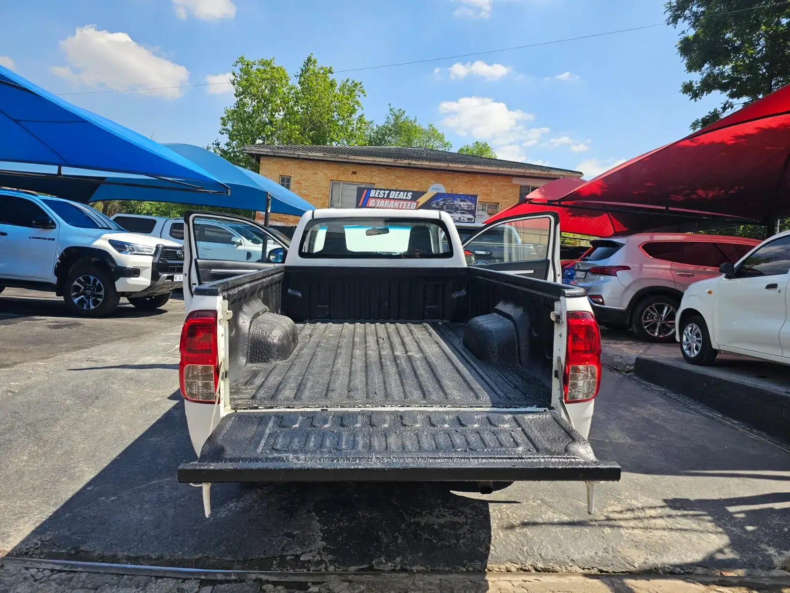 2023 Toyota Hilux 2.4GD S (Aircon) - Image 19