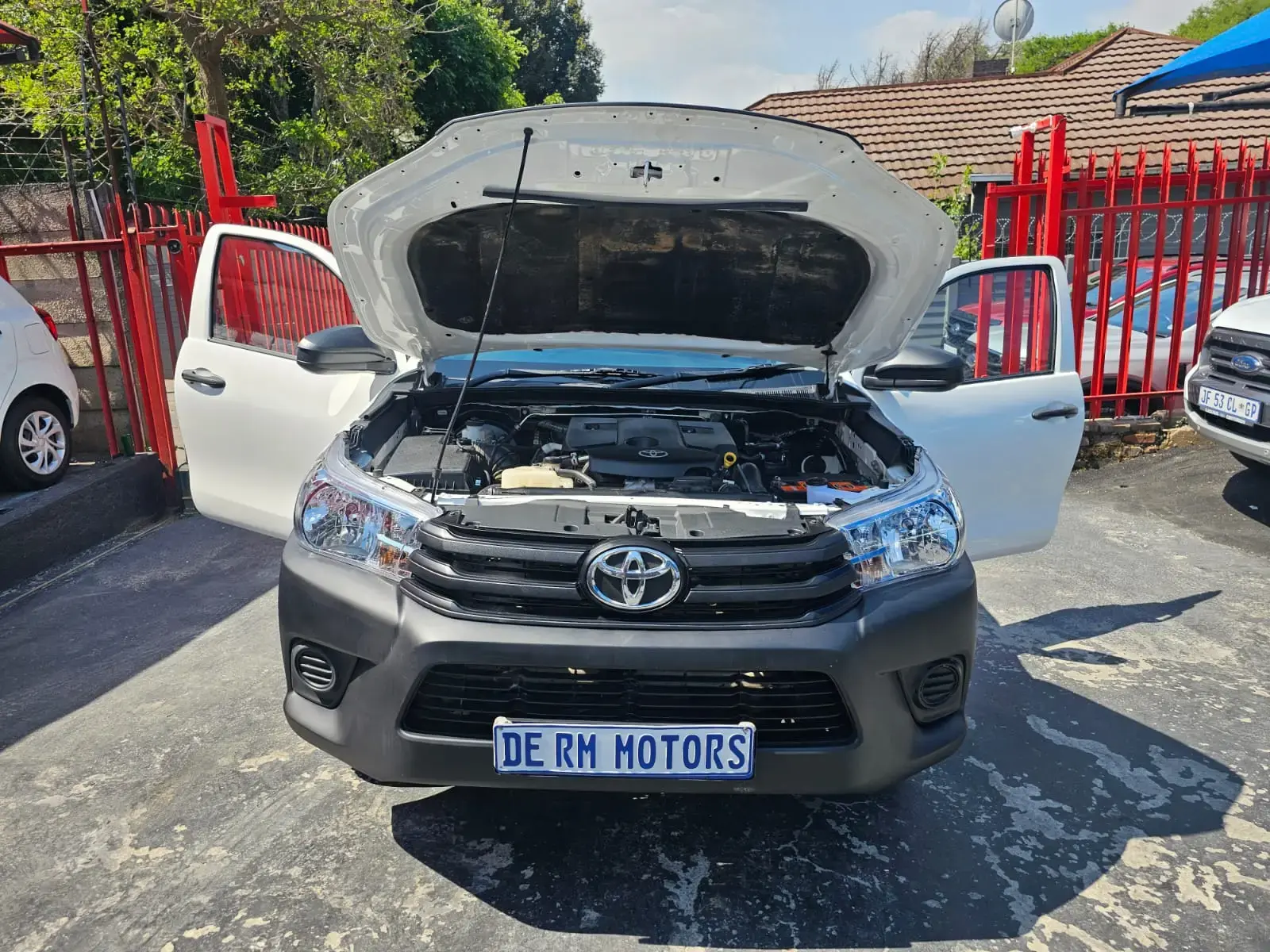 2023 Toyota Hilux 2.4GD S (Aircon) - Image 18