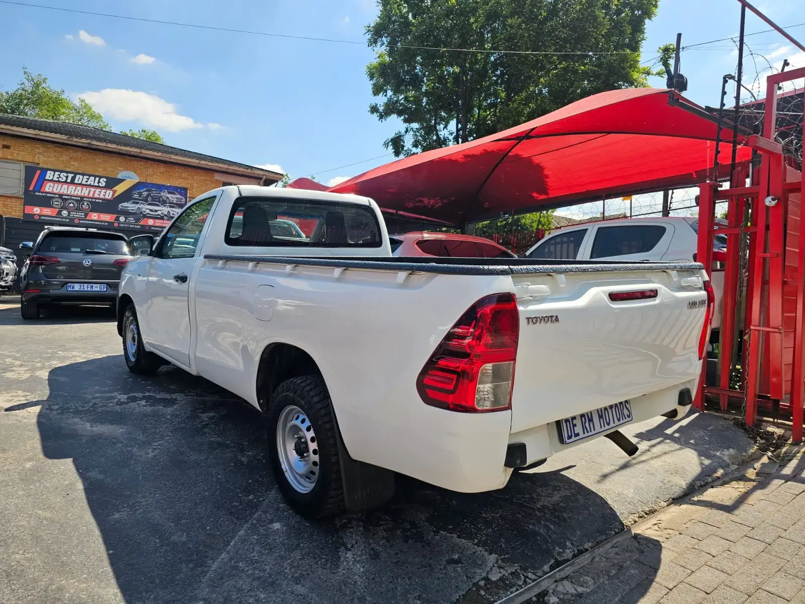 2023 Toyota Hilux 2.4GD S (Aircon) - Image 11