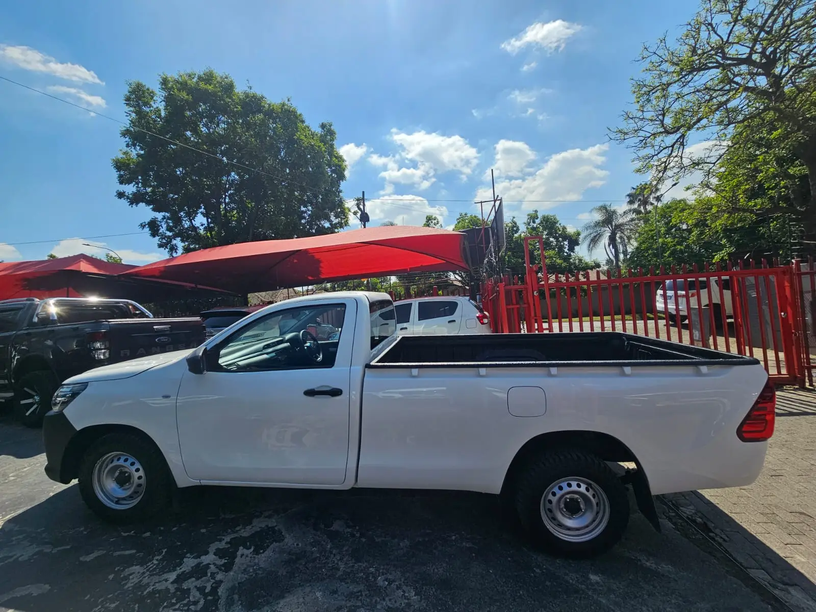 2023 Toyota Hilux 2.4GD S (Aircon) - Image 6
