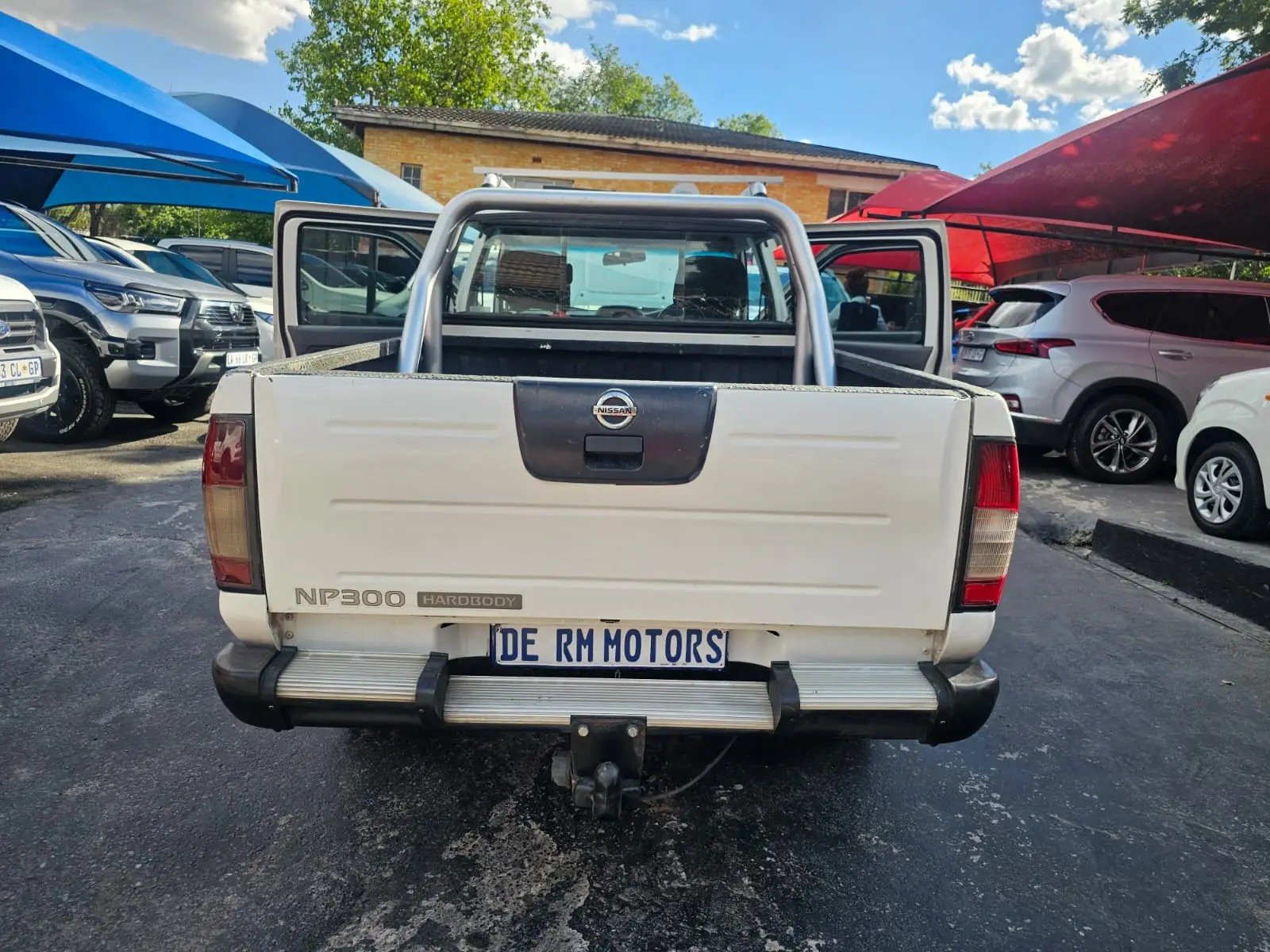 2018 Nissan NP300 Hardbody 2.5TDi Double Cab Hi-Rider - Image 24