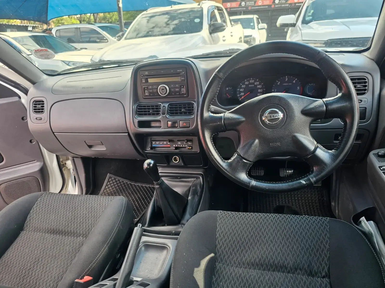 2018 Nissan NP300 Hardbody 2.5TDi Double Cab Hi-Rider - Image 17