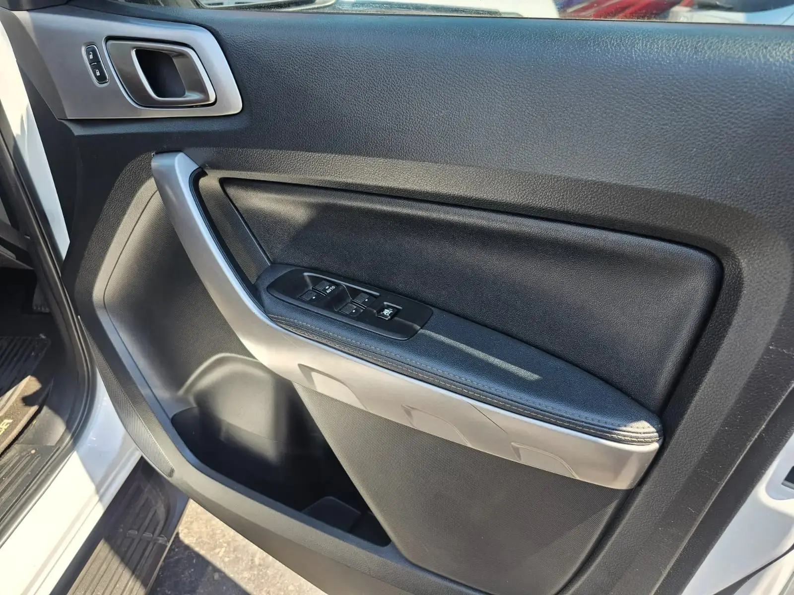 2022 Ford Ranger 2.0 Biturbo Double Cab XLT - Image 17