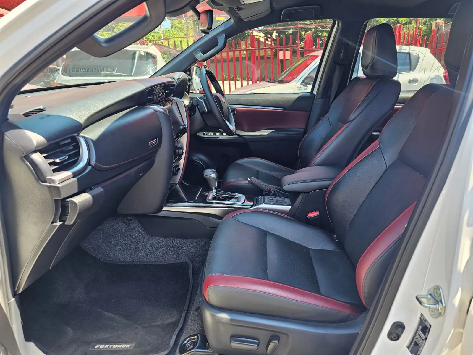 2024 Toyota Fortuner 2.8GD-6 4x4 VX - Image 13
