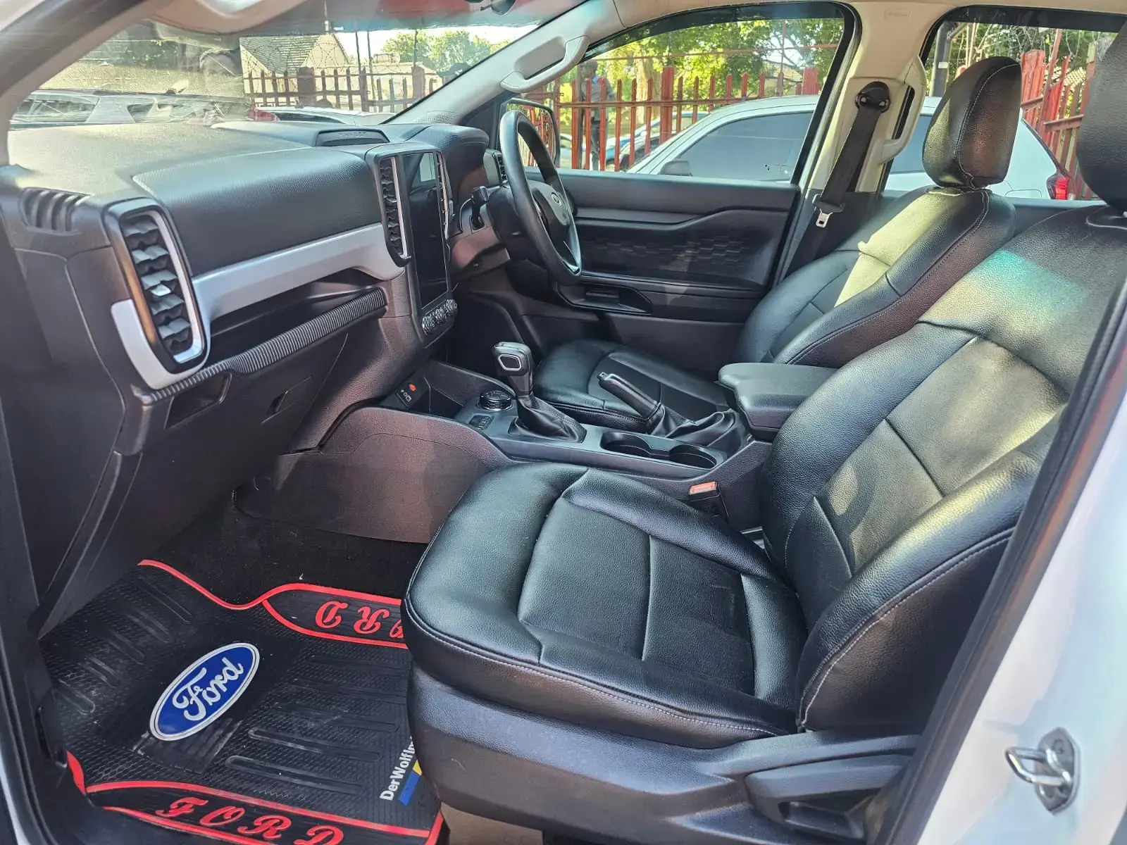 2024 Ford Ranger 2.0 Sit Double Cab XLT 4x4 - Image 12