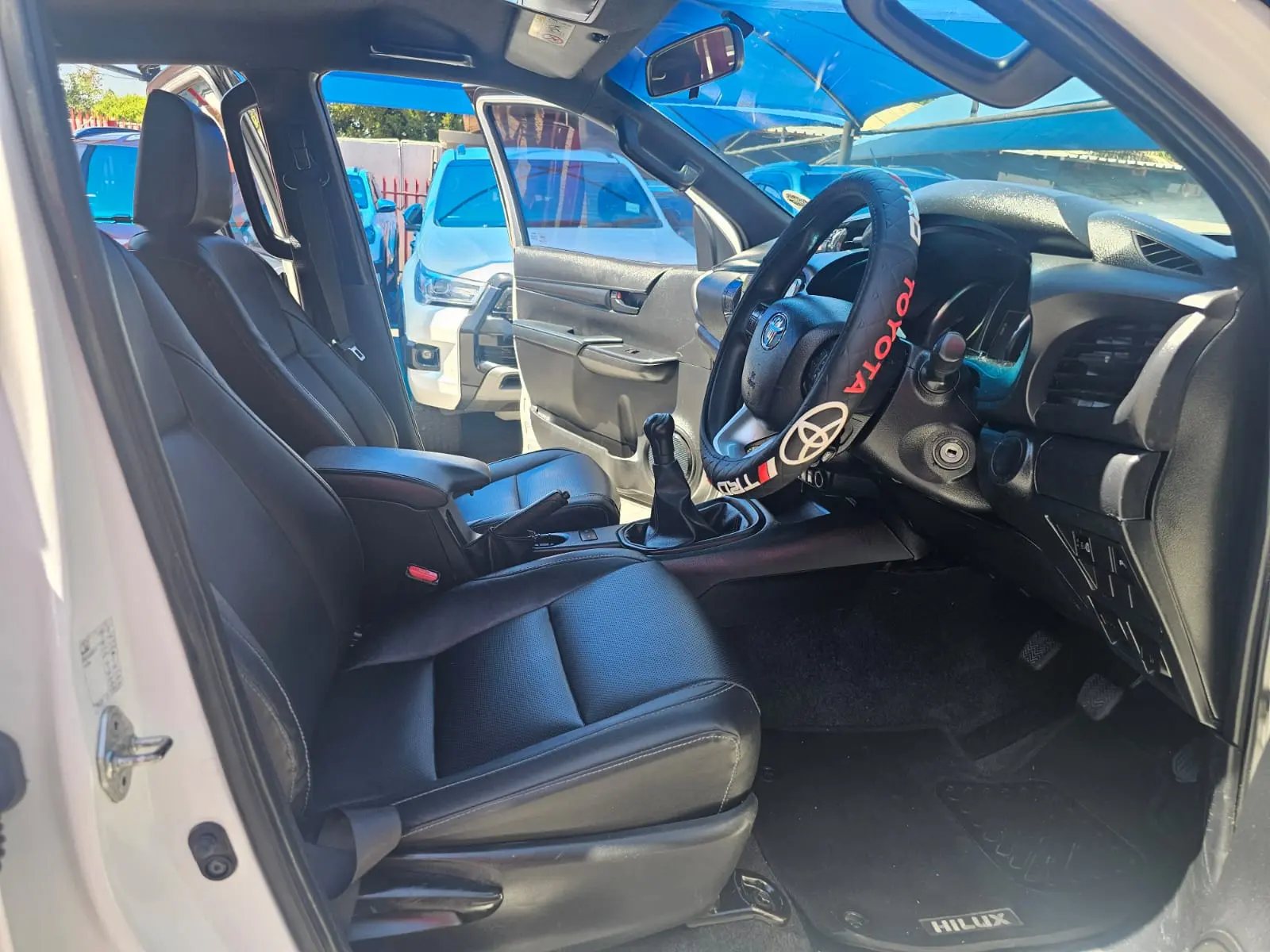 2023 Toyota Hilux 2.4GD-6 Double Cab Raider - Image 13
